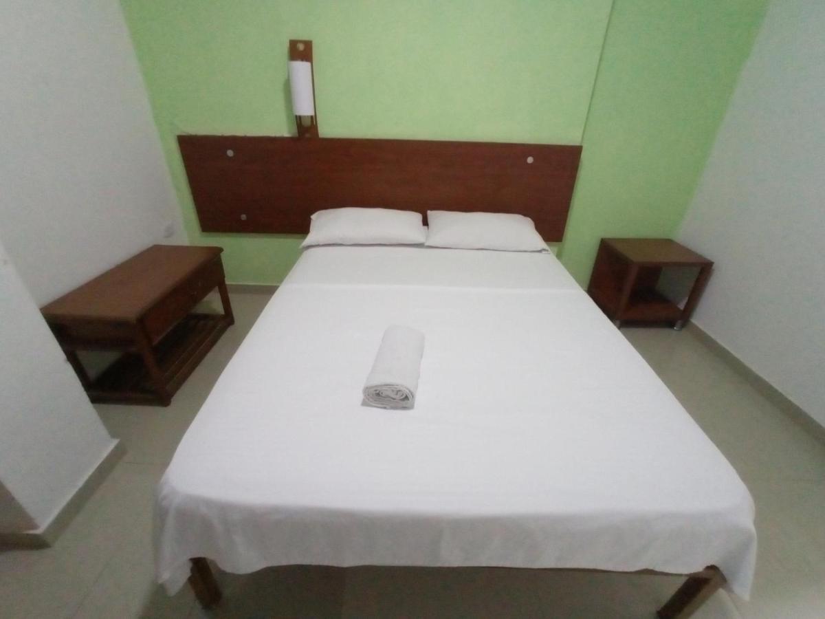 Hotel Perla Real Санта Марта Екстериор снимка