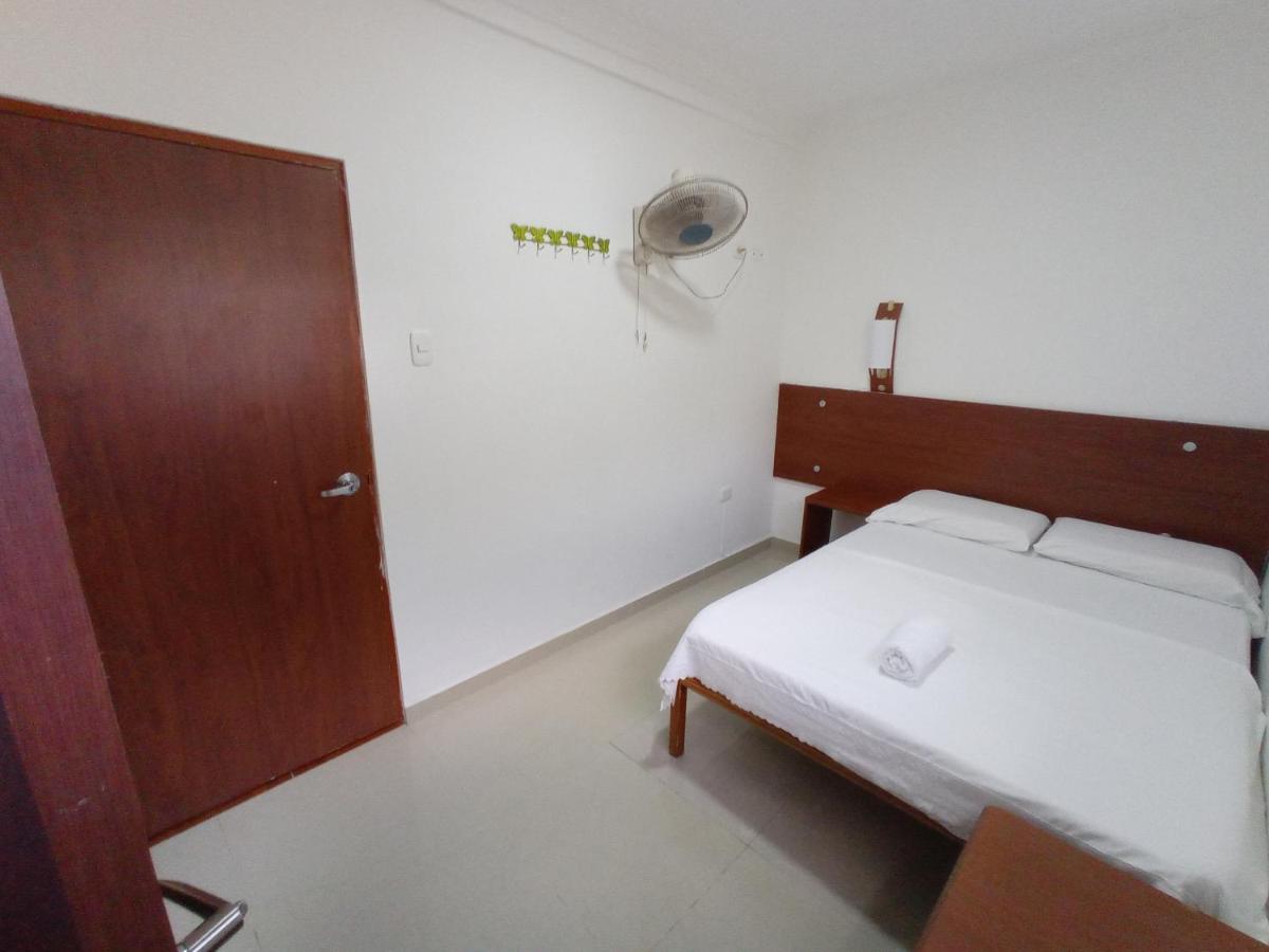 Hotel Perla Real Санта Марта Екстериор снимка