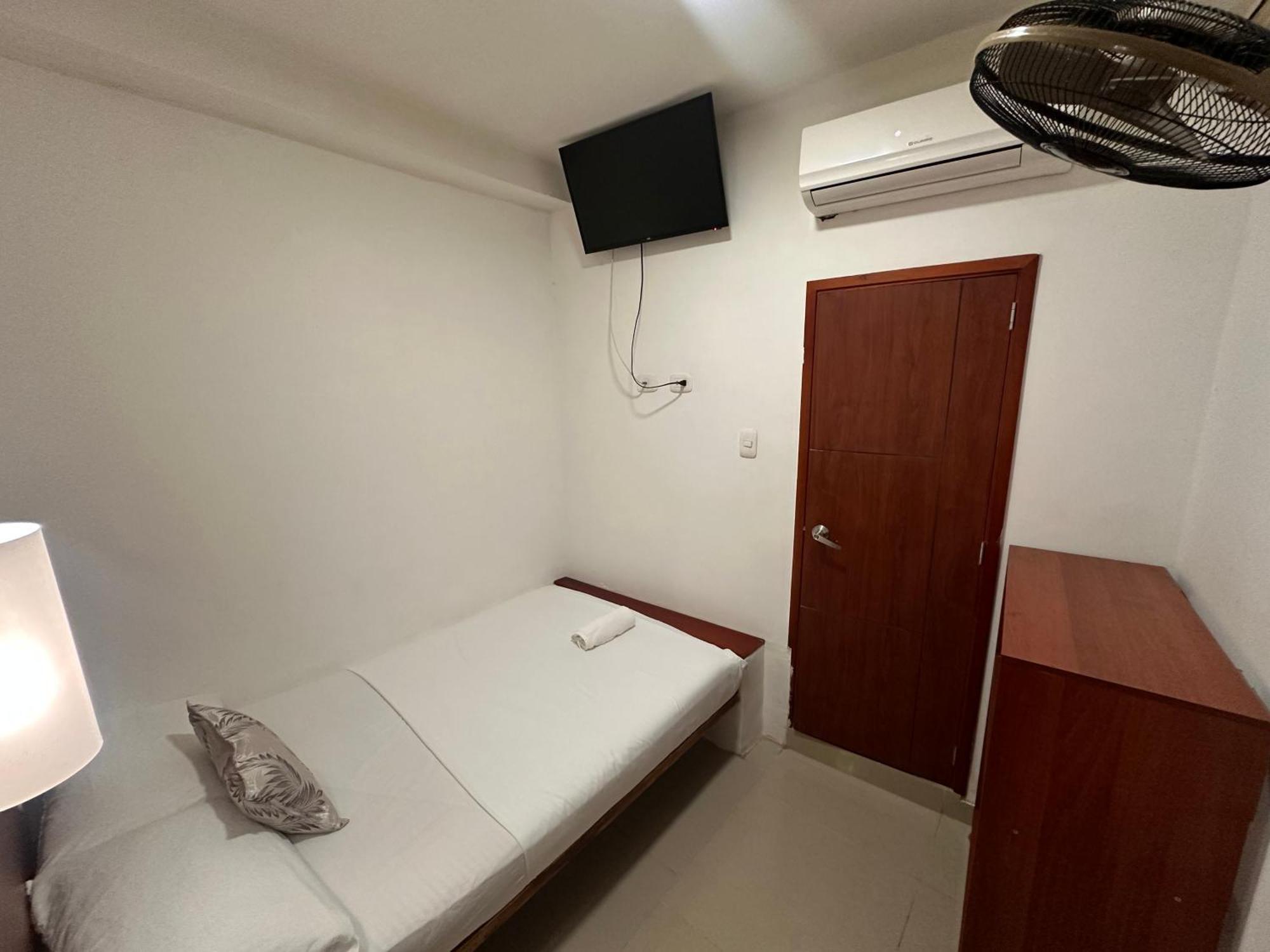 Hotel Perla Real Санта Марта Екстериор снимка